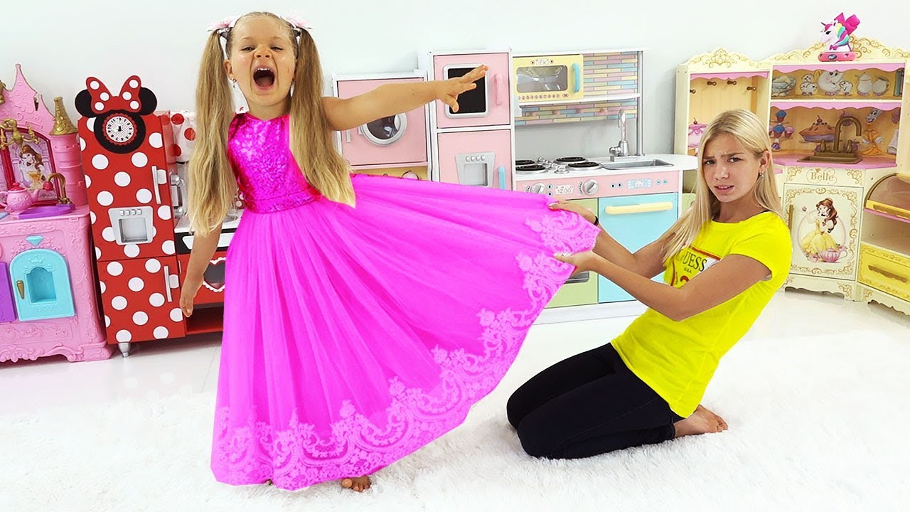 Diana and Maggie learn how to compromise and share when they both want the same dress img